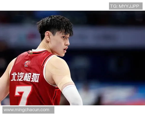 季后赛激战正酣全场高光瞬间集锦回顾精彩时刻尽在其中