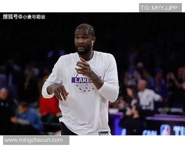 NBA交易新闻:湖人迎来重磅内线新援 NBA交易新闻:湖人迎来重磅内线新援